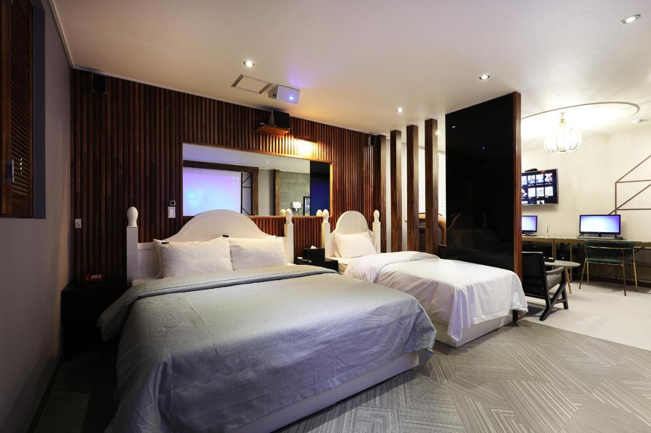 Bellino Hotel Пуан Екстер'єр фото