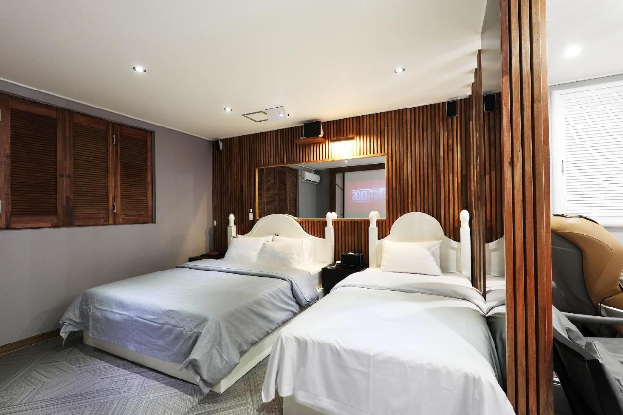 Bellino Hotel Пуан Екстер'єр фото